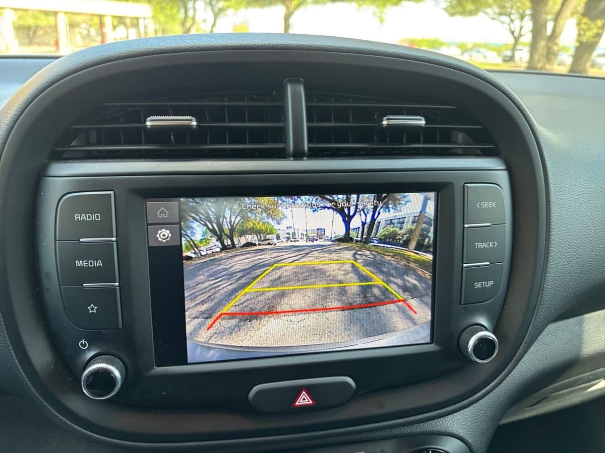 2025 Kia Soul - Image 20