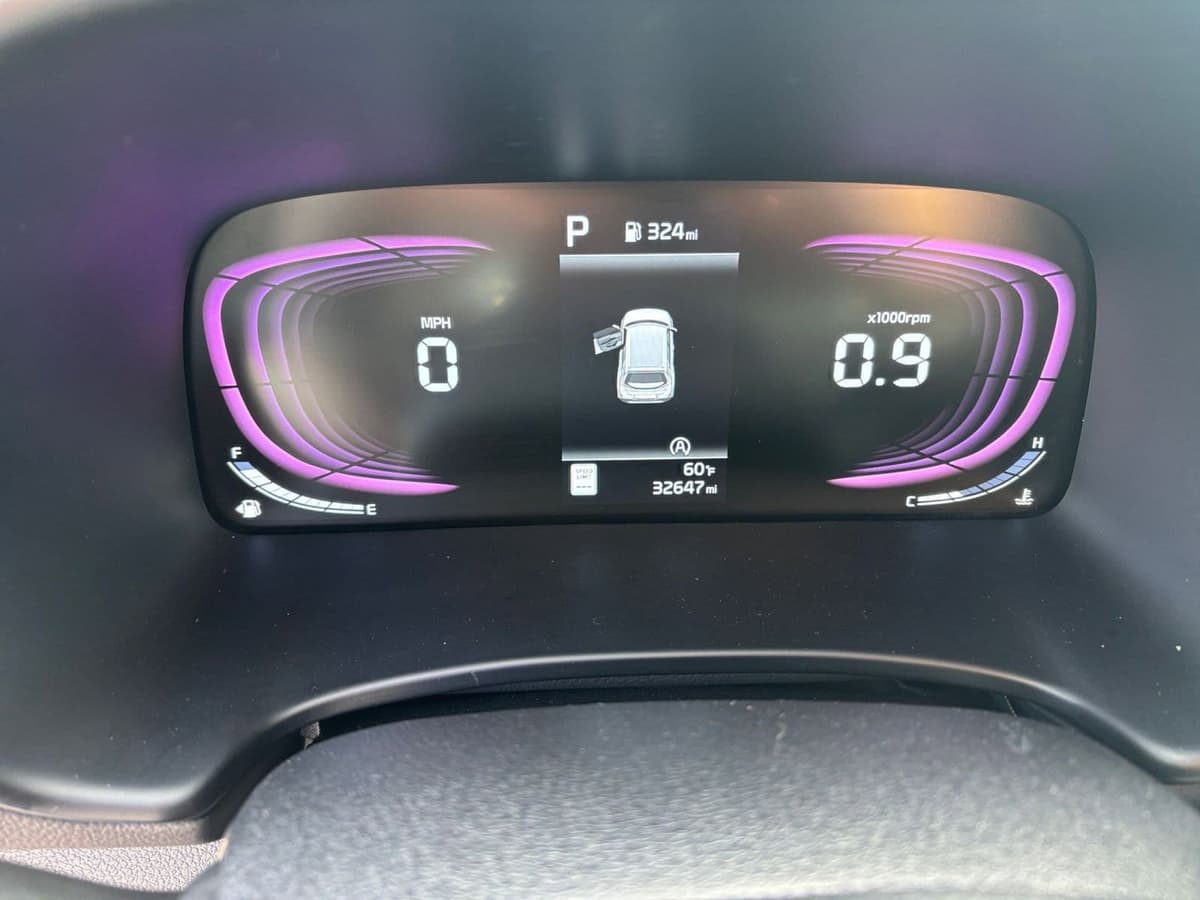 2025 Kia Soul - Image 35