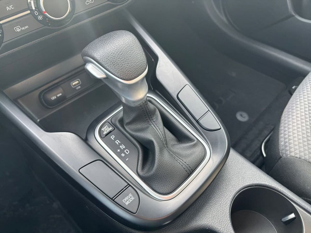 2025 Kia Soul - Image 36