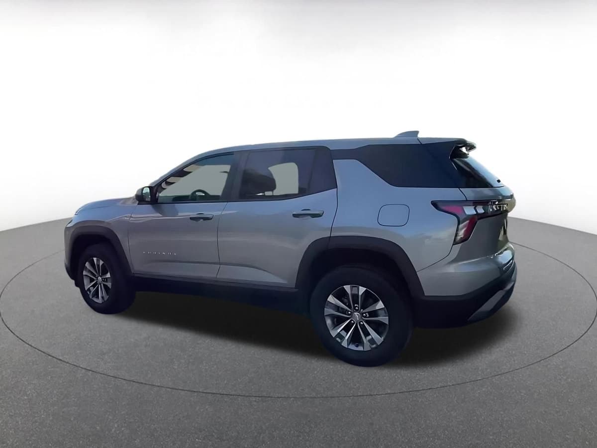 2025 Chevrolet Equinox - Image 10