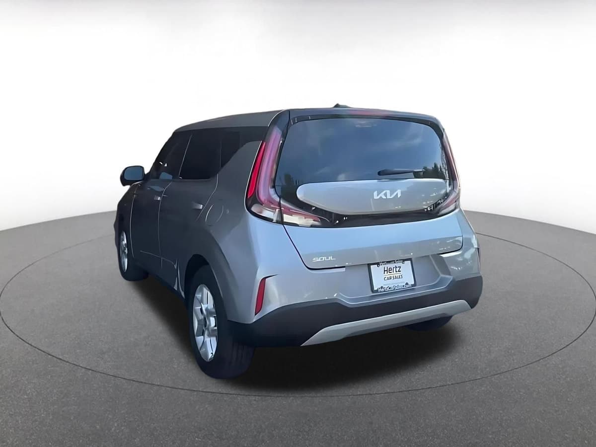 2025 Kia Soul - Image 10