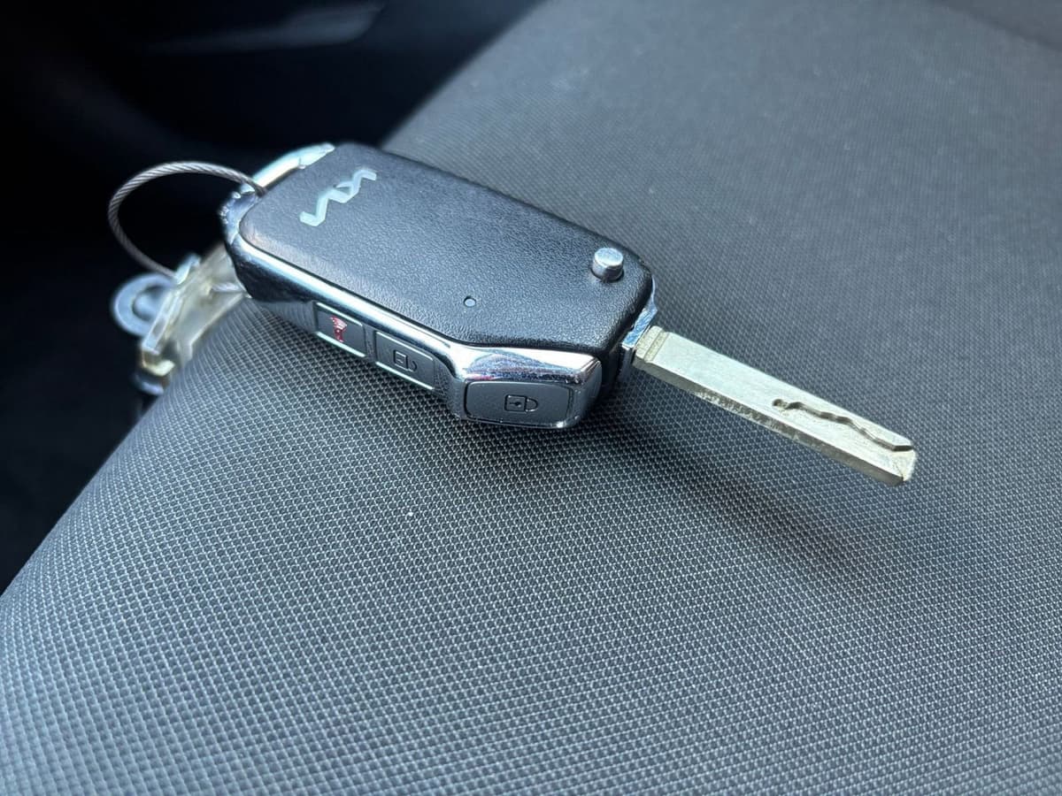 2025 Kia Sportage - Image 18