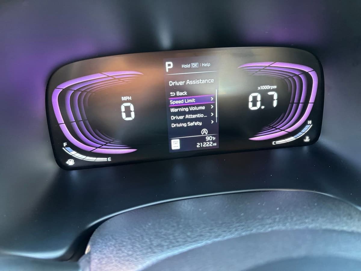 2025 Kia Soul - Image 35