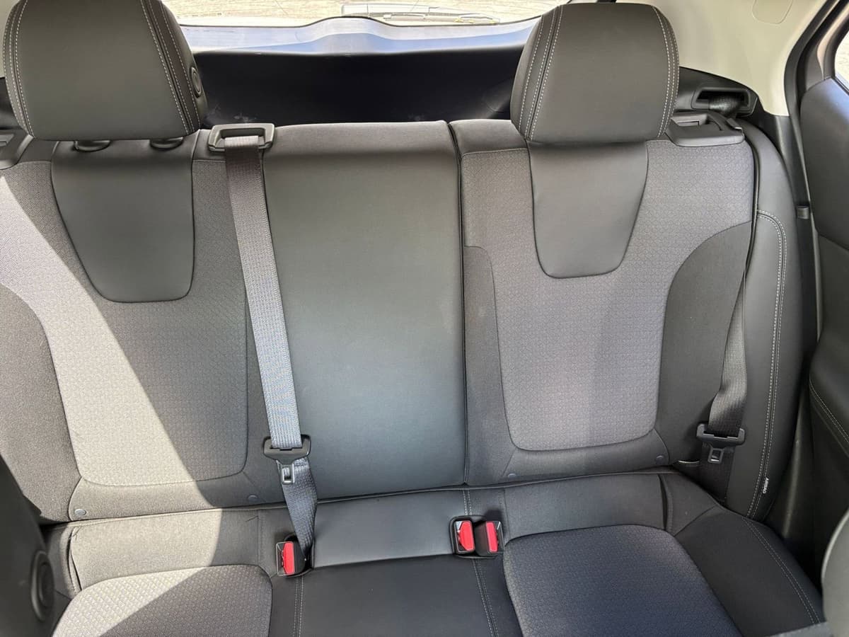 2025 Buick Encore GX - Image 35