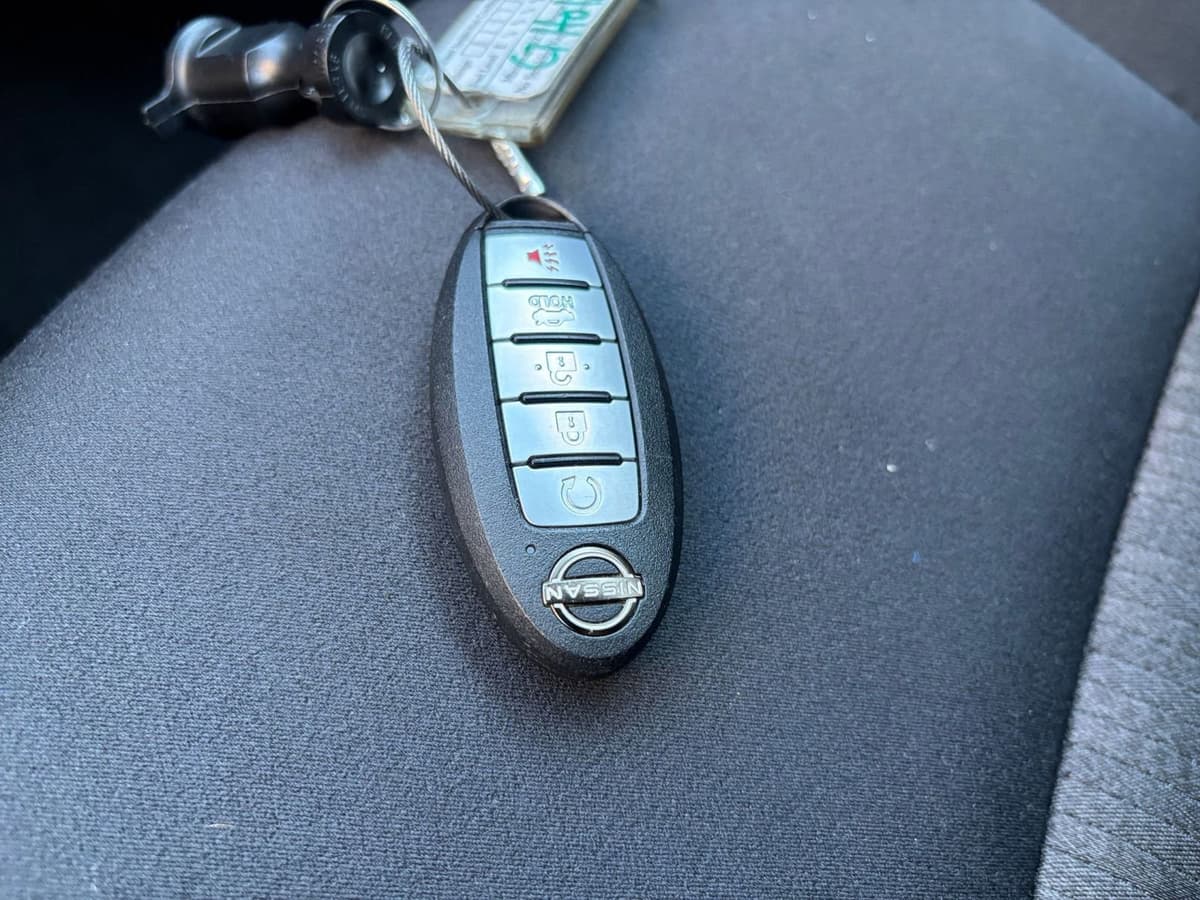 2025 Nissan Altima - Image 18