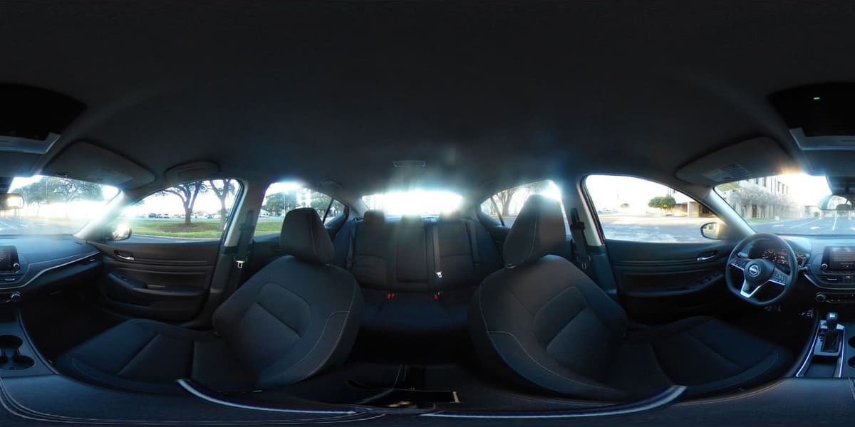 2025 Nissan Altima - Image 37