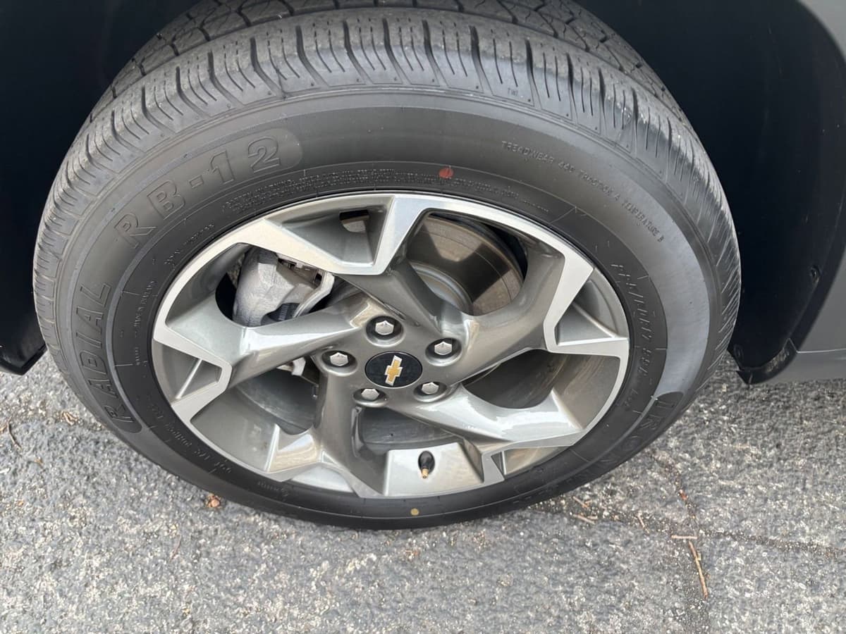2025 Chevrolet Trax - Image 23