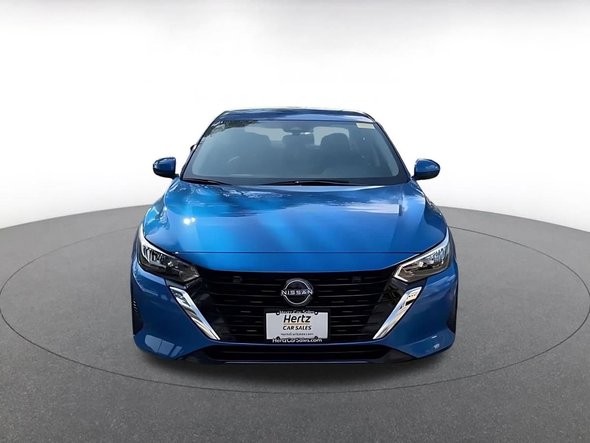 2025 Nissan Sentra - Image 5