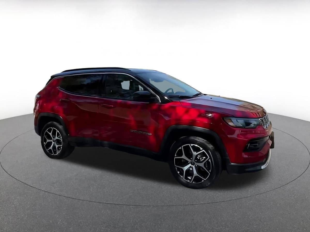 2025 Jeep Compass - Image 2