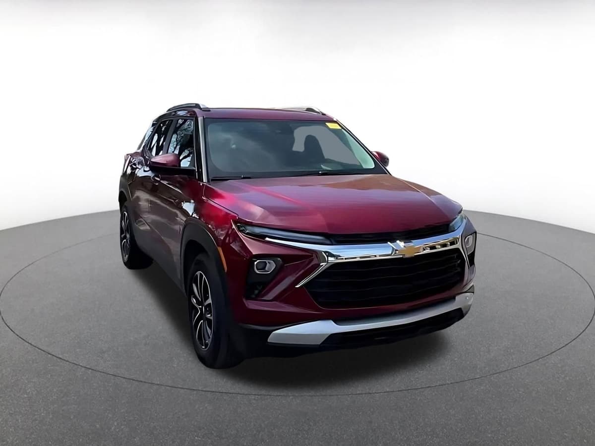 2025 Chevrolet Trailblazer - Image 3