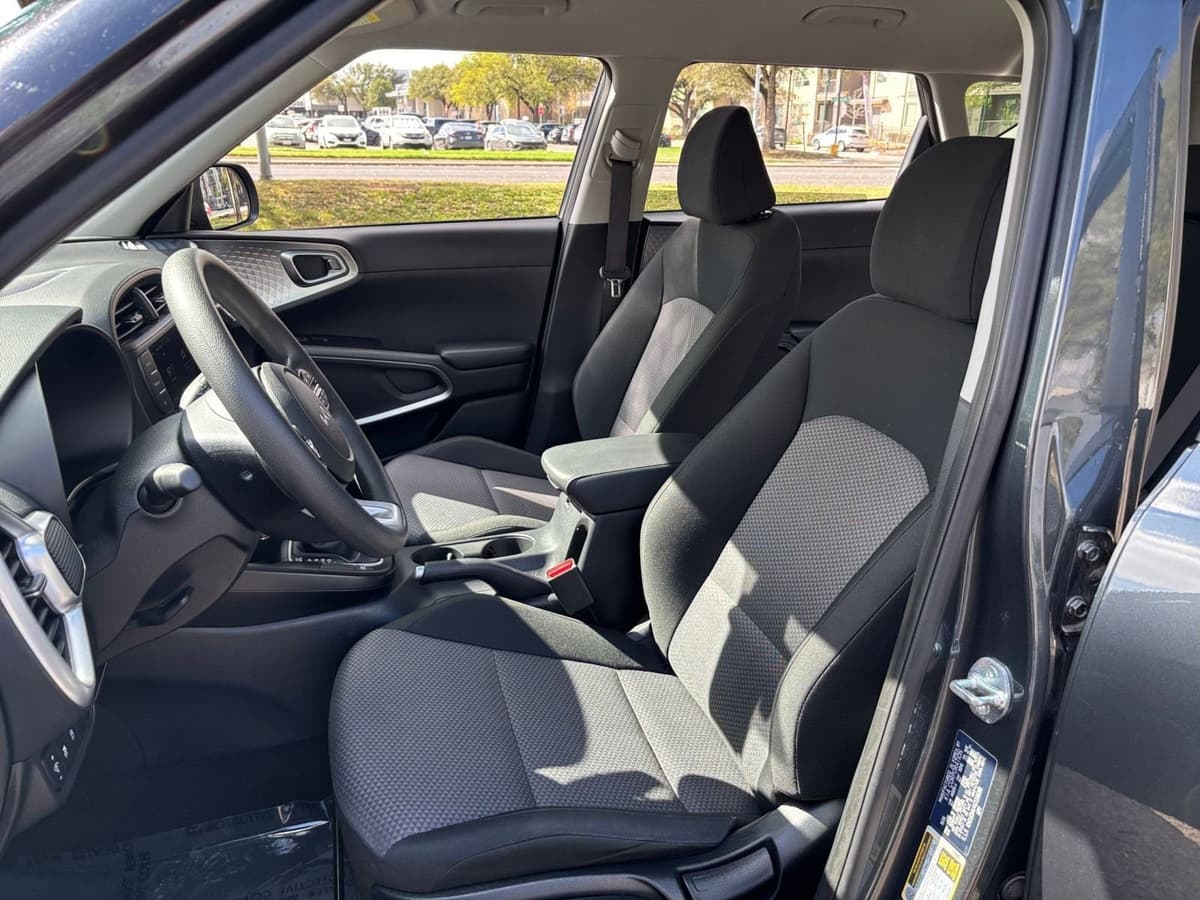 2025 Kia Sportage - Image 33