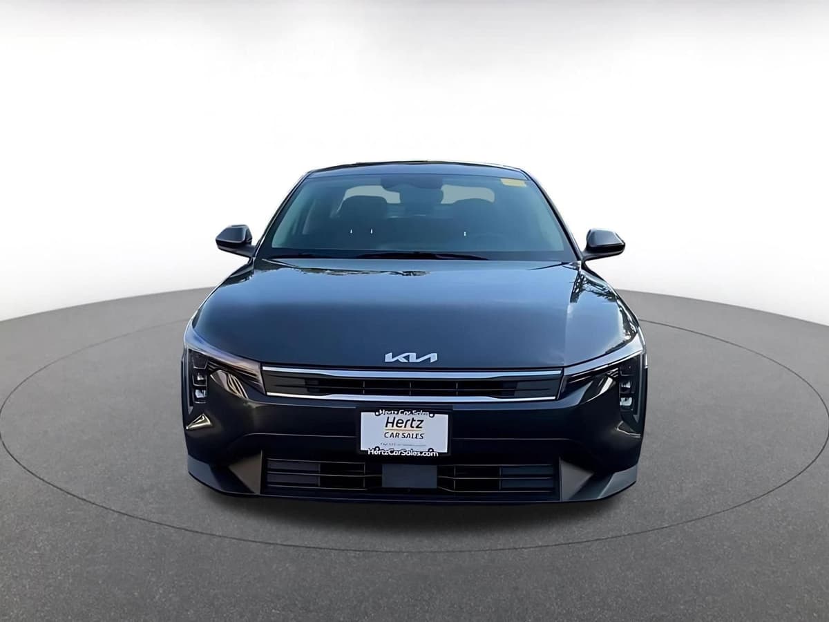 2025 Kia K4 - Image 5