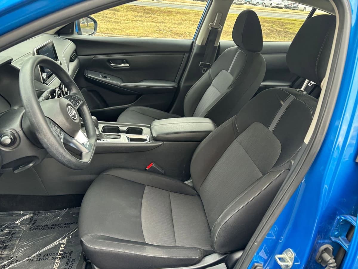 2025 Nissan Sentra - Image 31