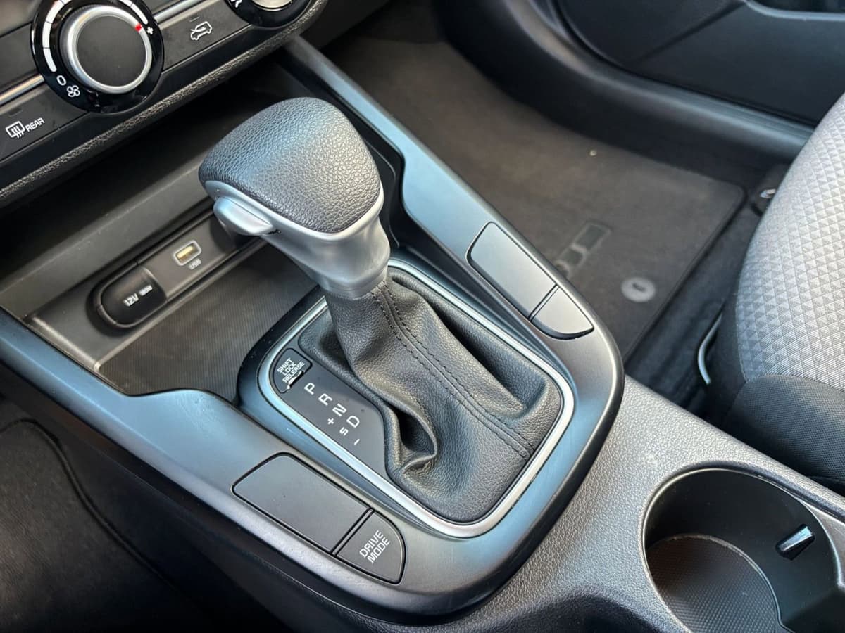 2025 Kia Soul - Image 36