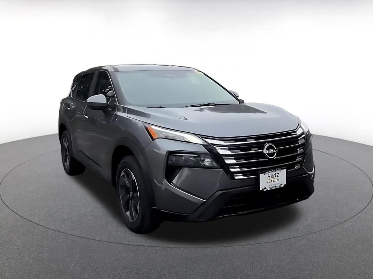 2025 Nissan Rogue - Image 3