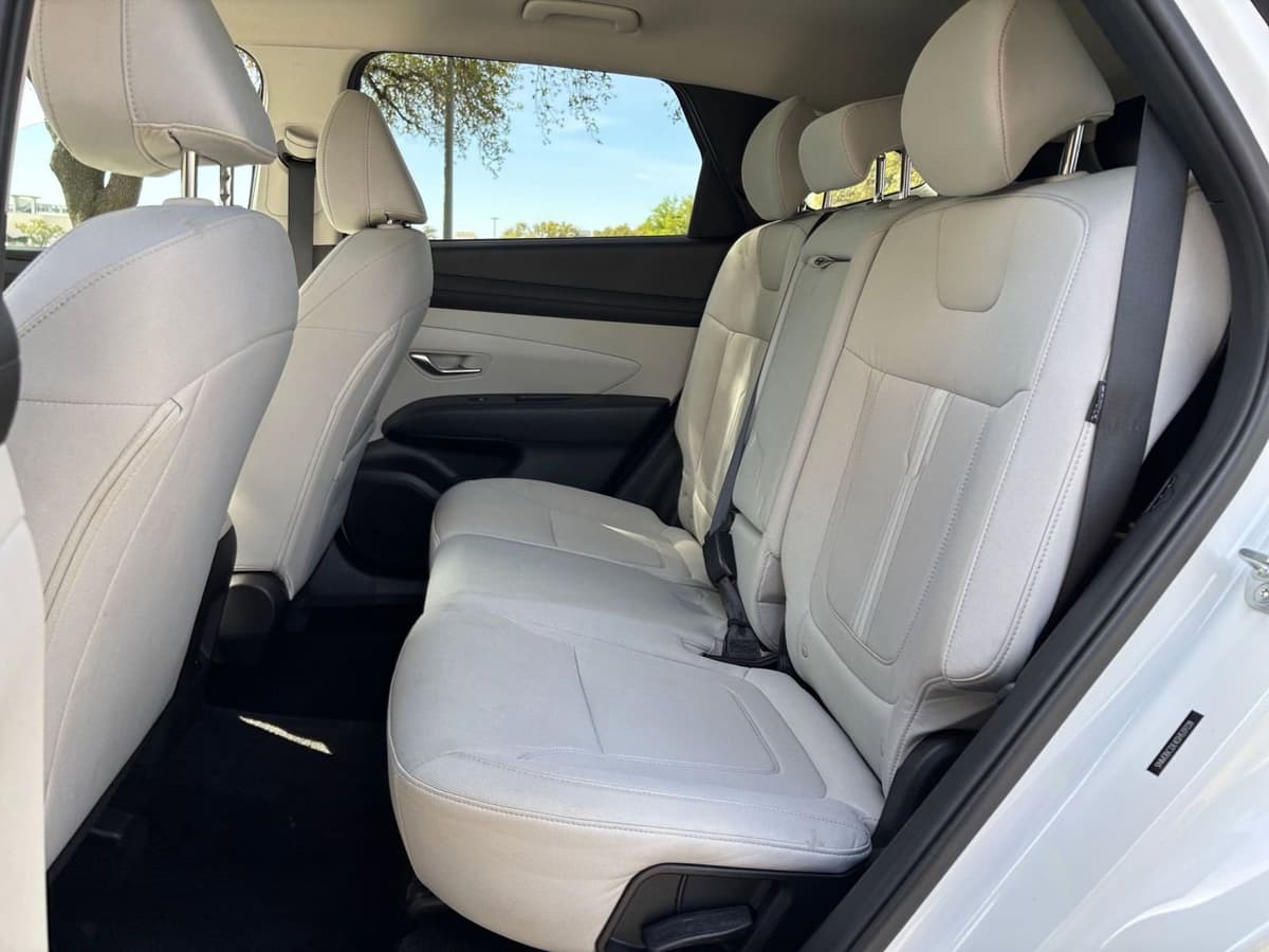 2025 Hyundai Tucson - Image 21