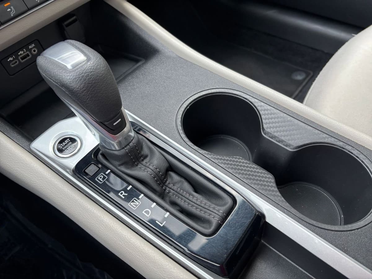 2025 Nissan Altima - Image 36