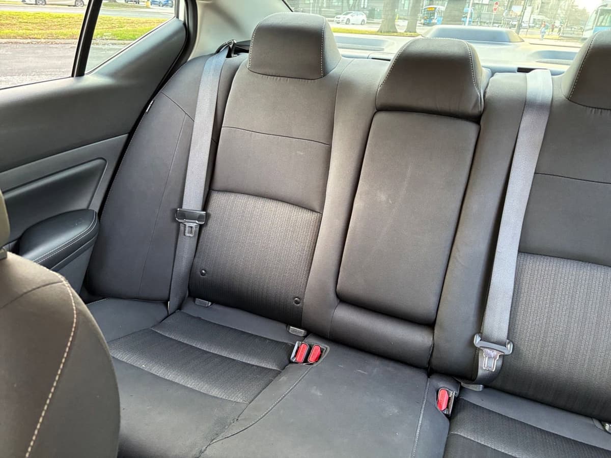 2025 Nissan Altima - Image 34