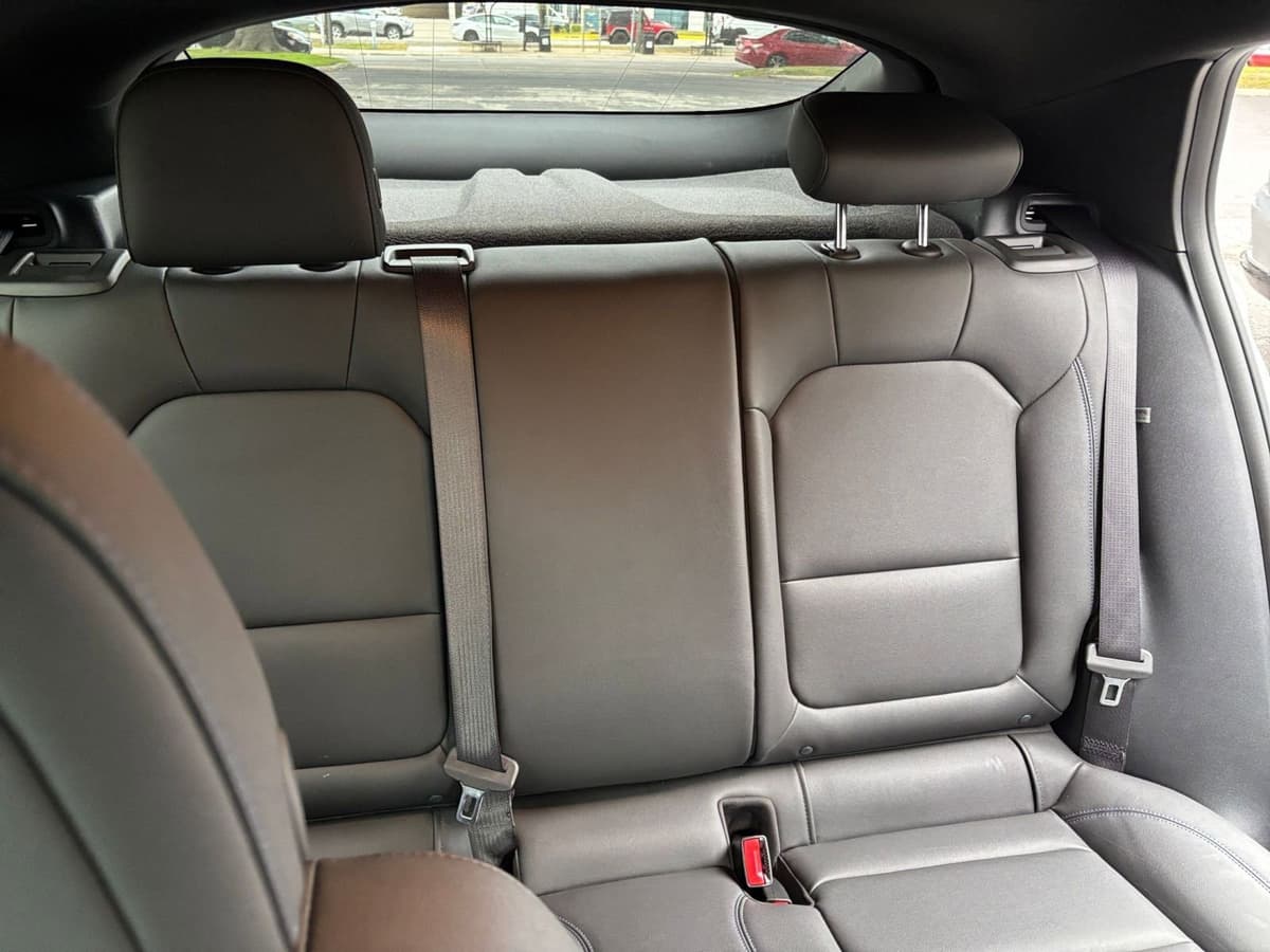 2025 Buick Envista - Image 31