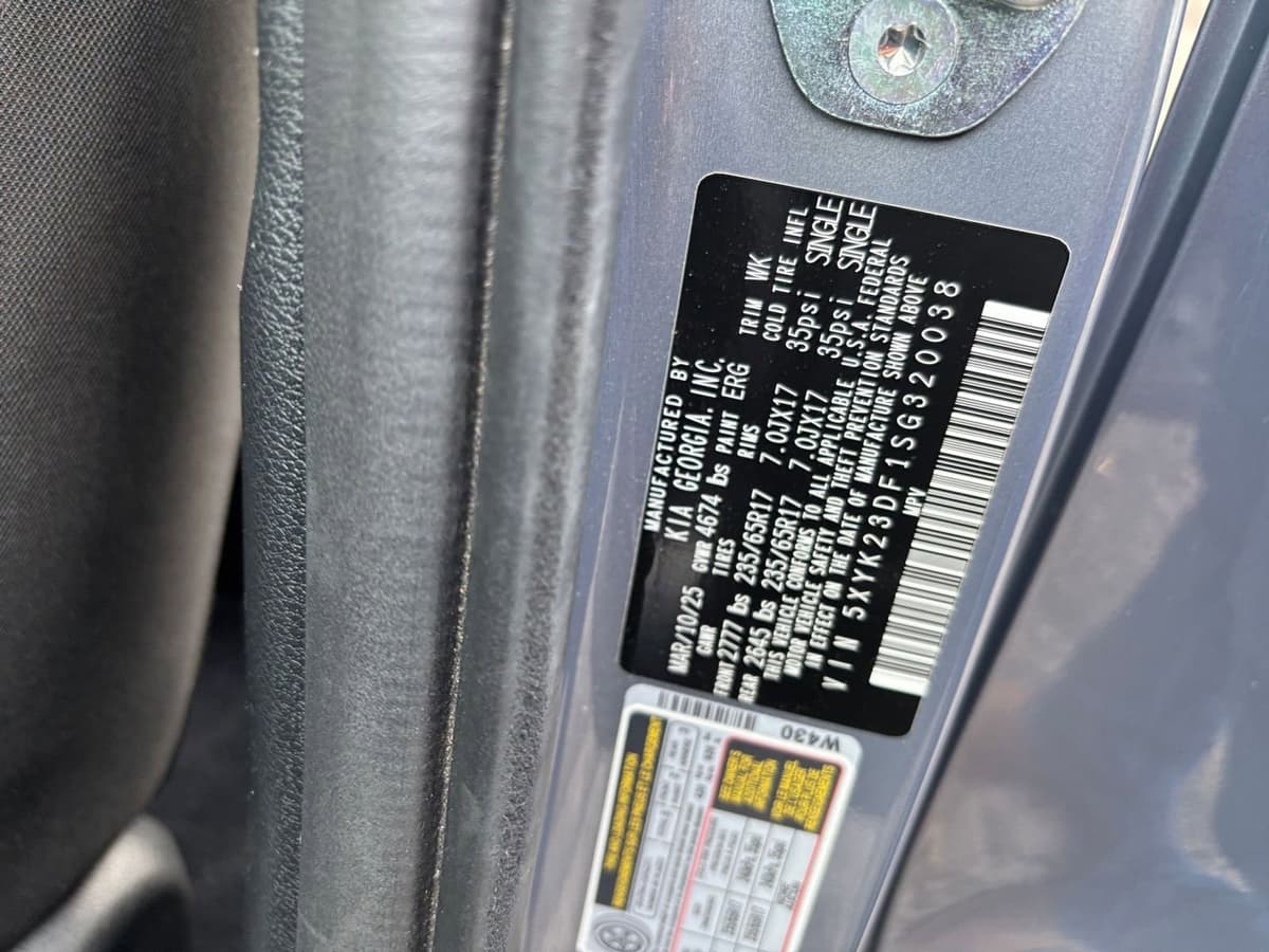 2025 Kia Sportage - Image 23