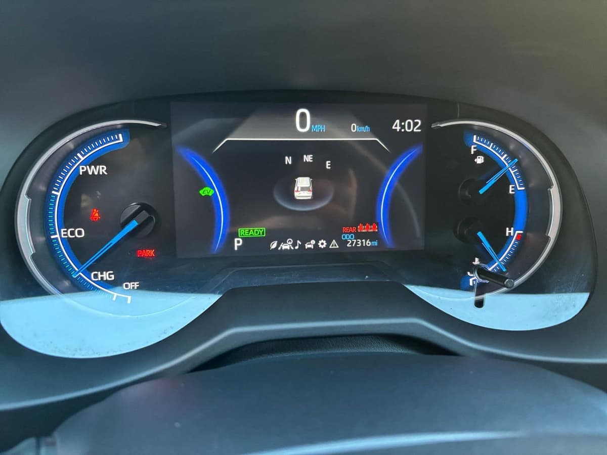 2025 Toyota RAV4 Hybrid - Image 35