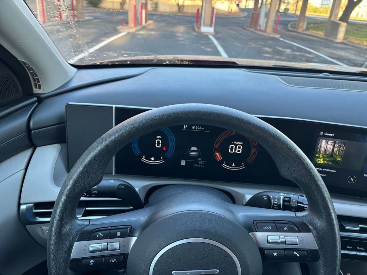 2025 Hyundai Tucson - Image 29