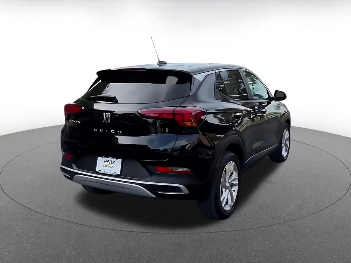 2025 Buick Encore GX - Image 13