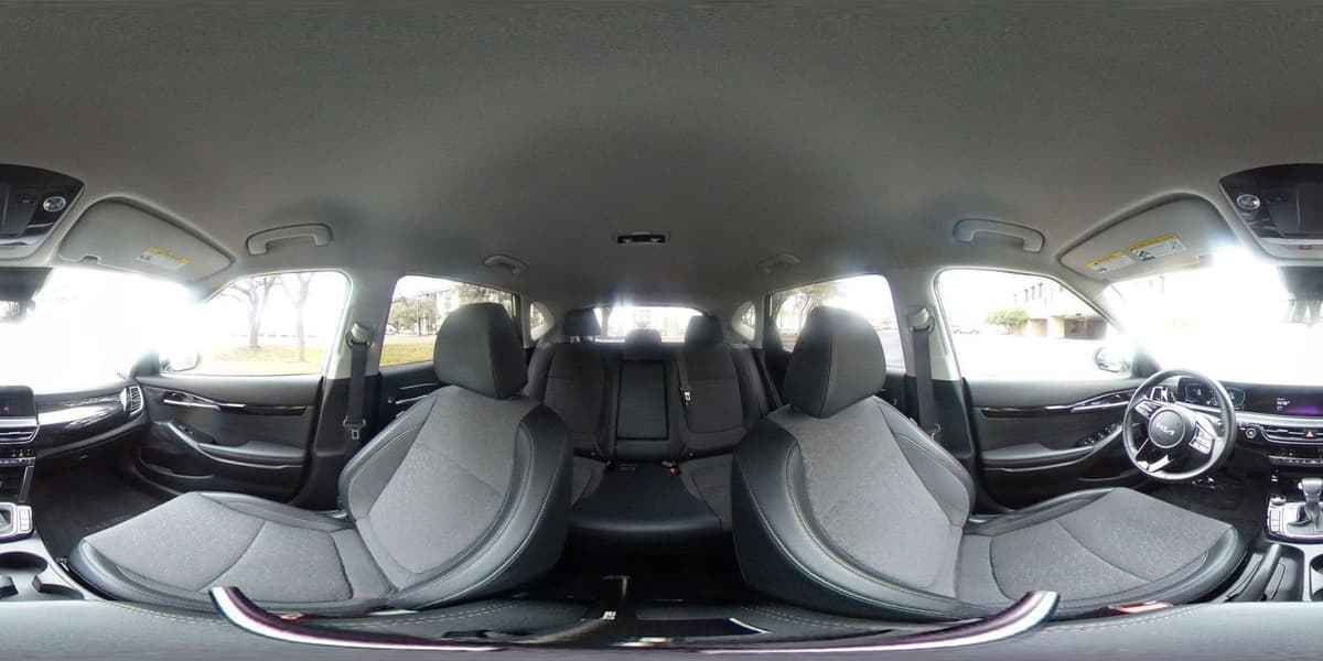 2025 Kia Seltos - Image 37