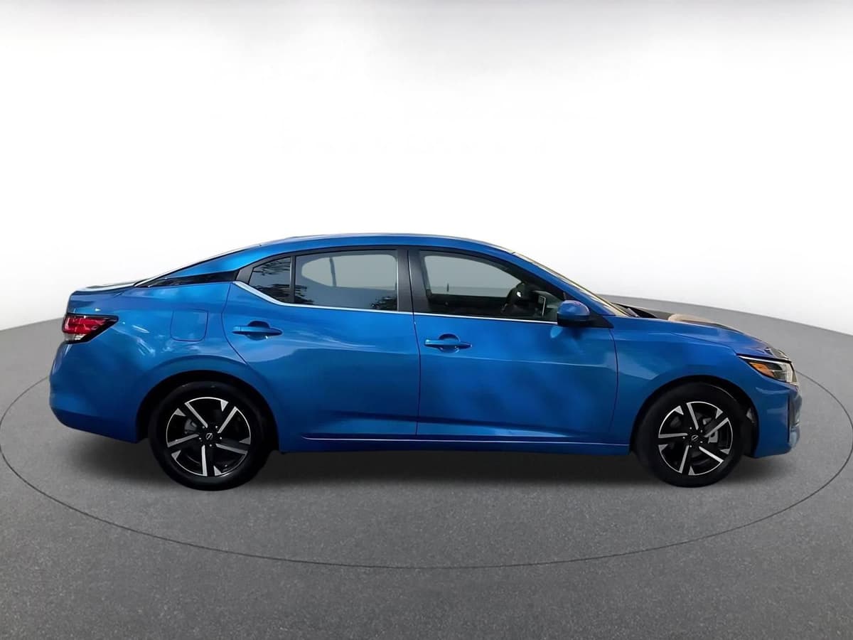 2025 Nissan Sentra - Image 16