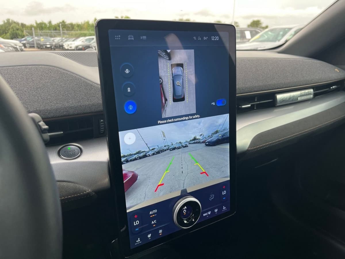 2023 Ford Mustang Mach-E - Image 17