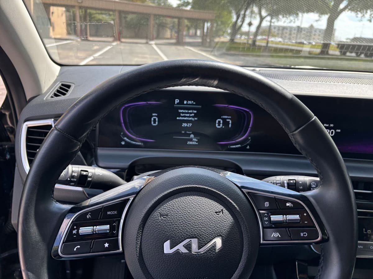 2025 Kia Seltos - Image 27