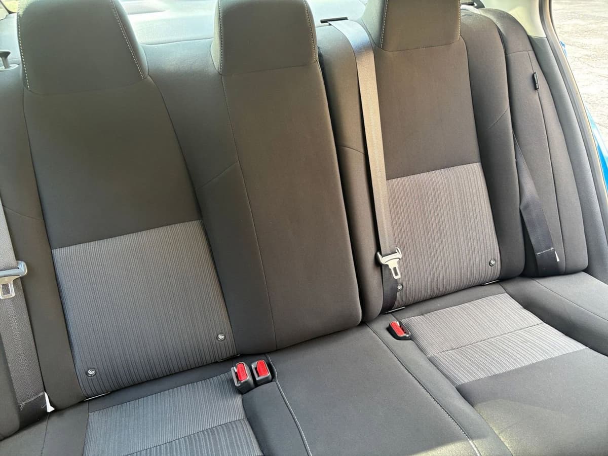 2025 Nissan Sentra - Image 32