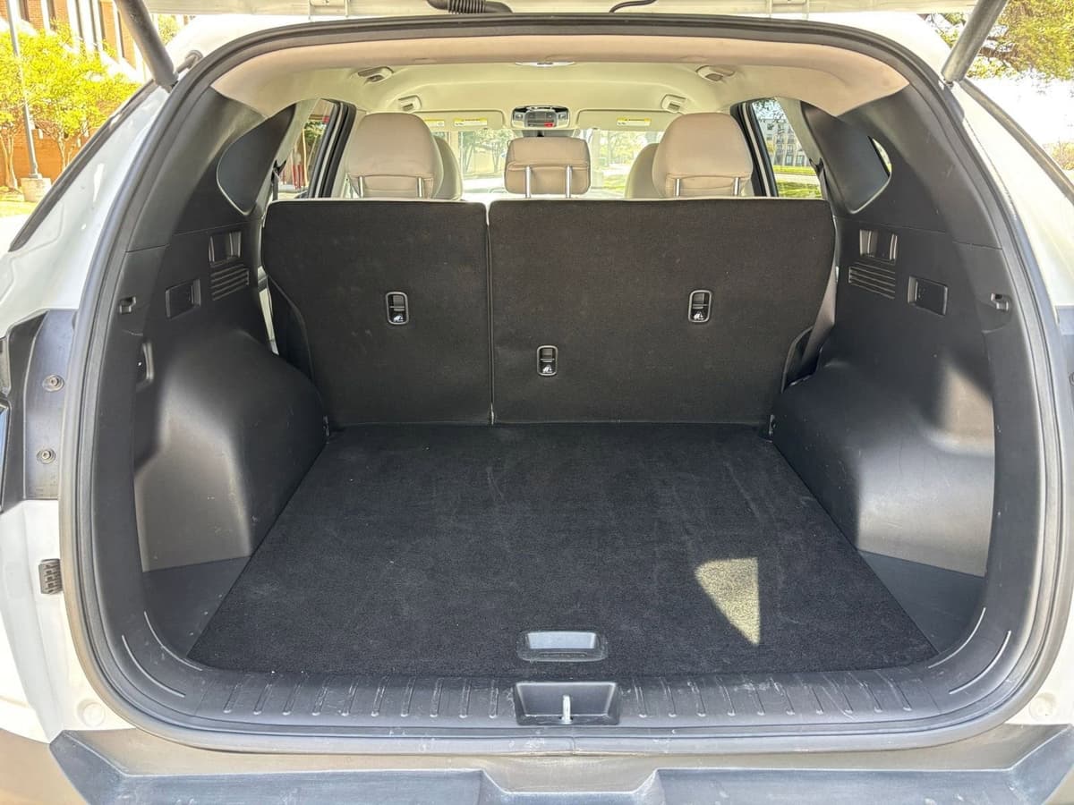2025 Hyundai Tucson - Image 26