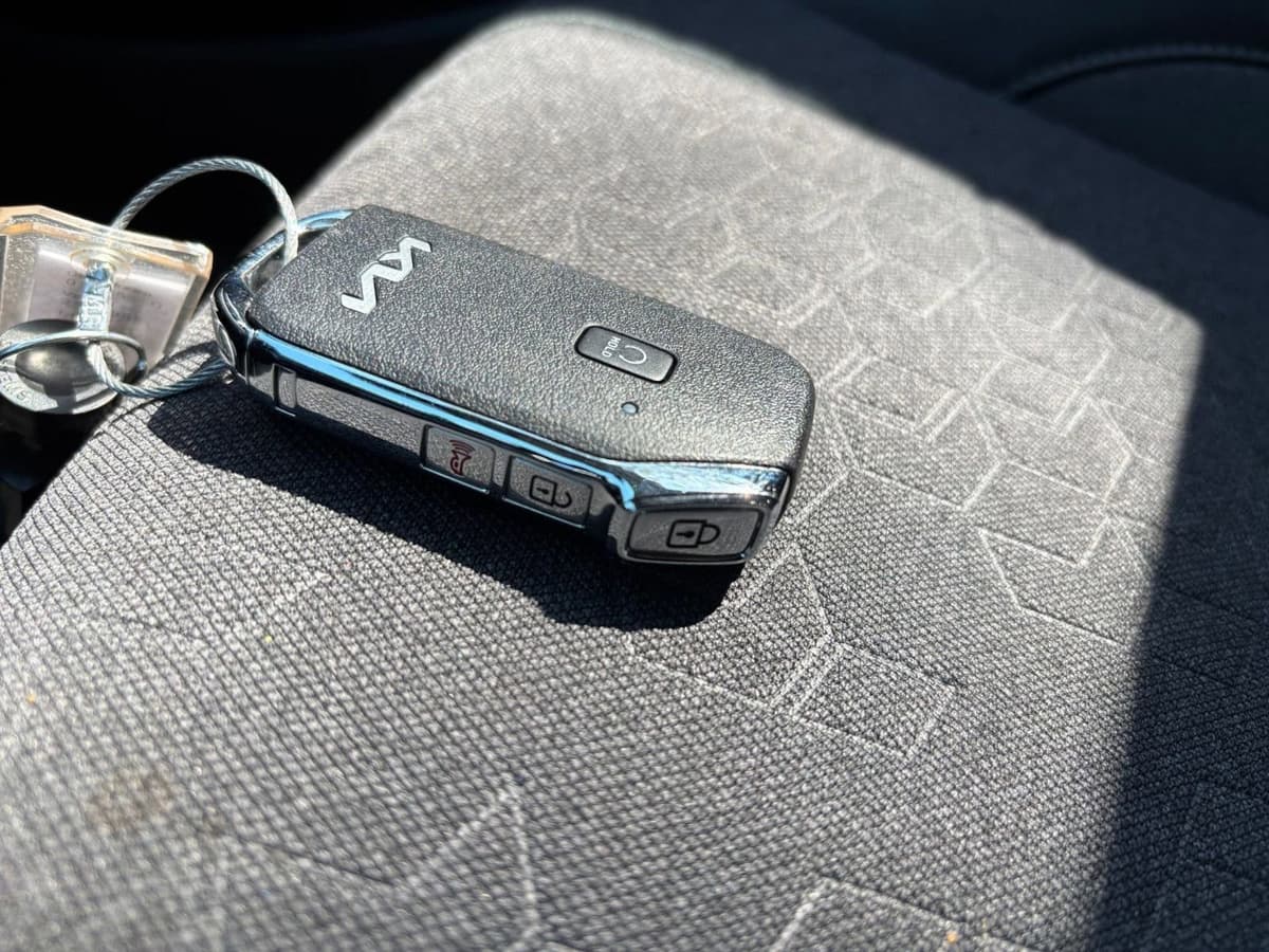 2025 Kia Seltos - Image 18