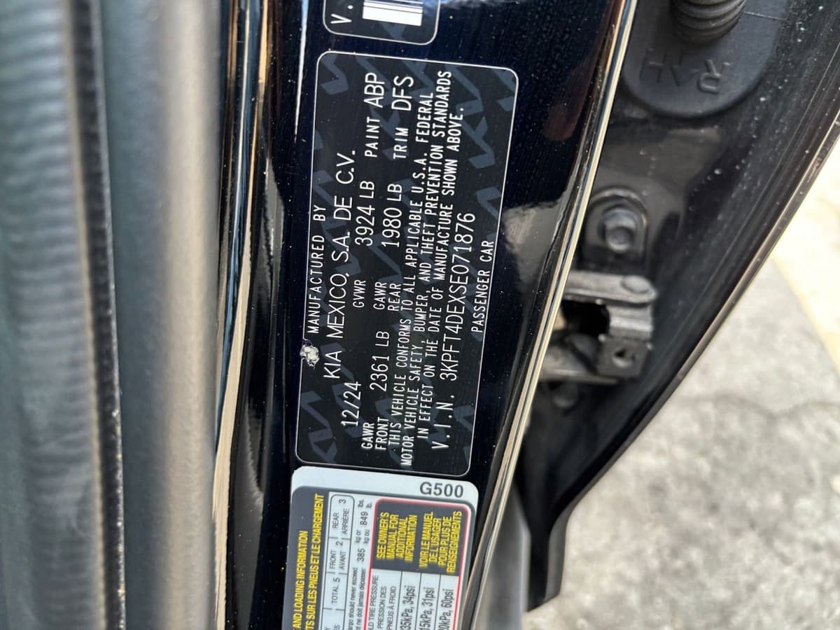 2025 Kia K4 - Image 23