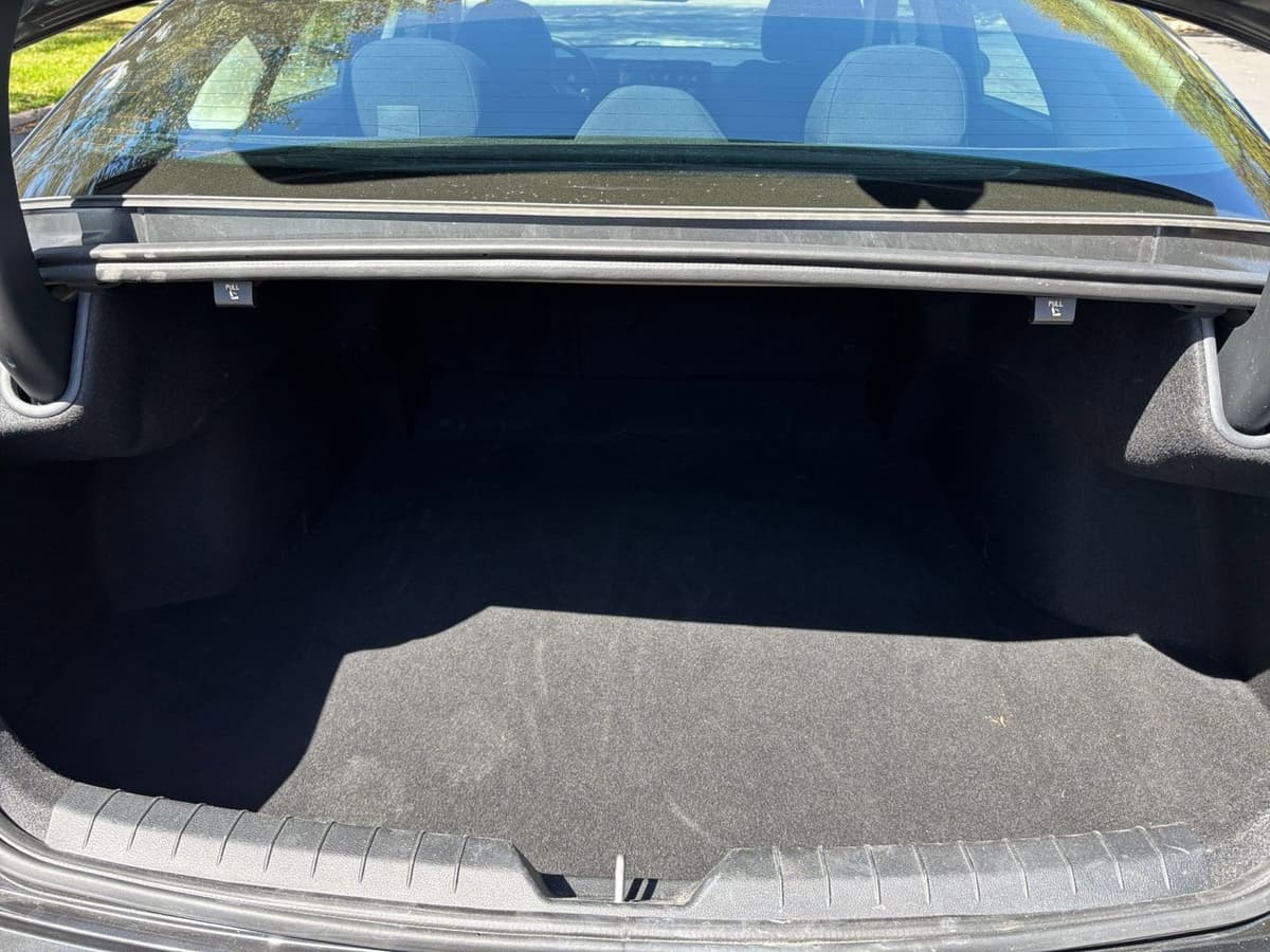 2025 Kia K5 - Image 27