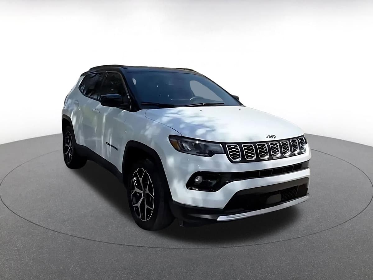 2025 Jeep Compass - Image 3