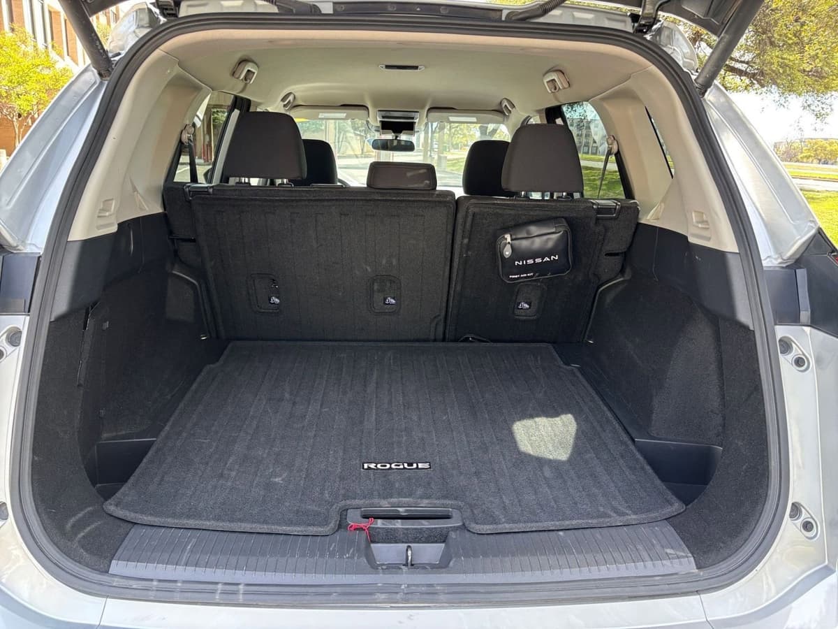 2025 Nissan Rogue - Image 26