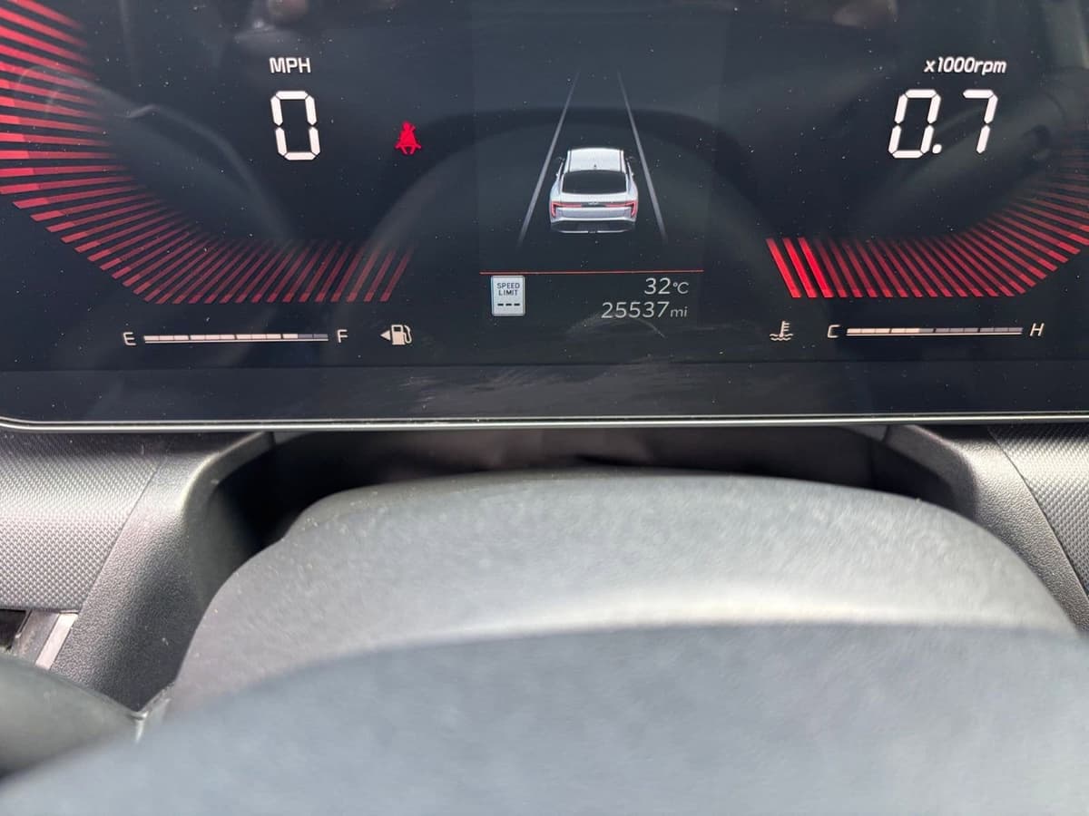 2025 Kia K4 - Image 35