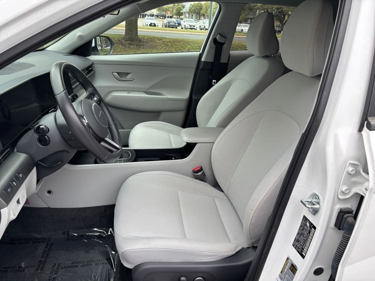2025 Hyundai Kona - Image 34