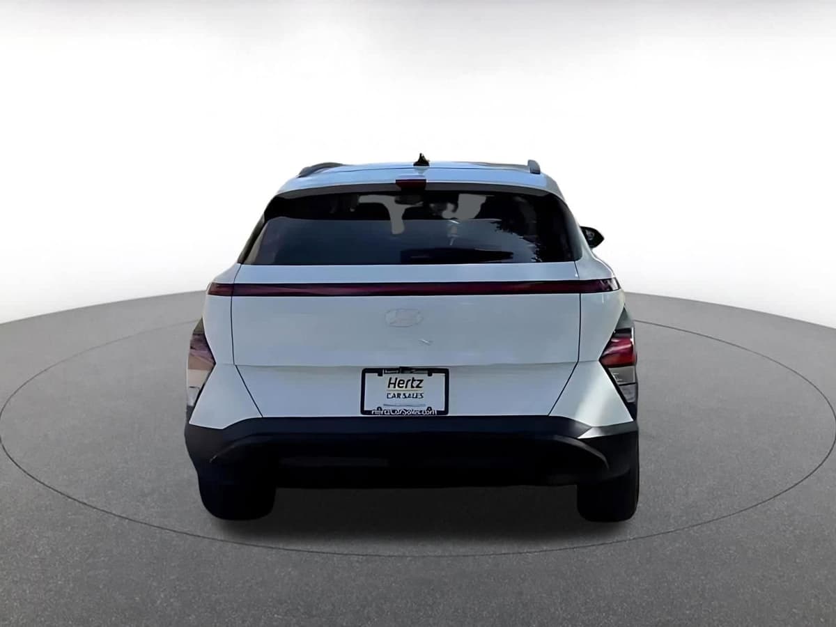 2025 Hyundai Kona - Image 12