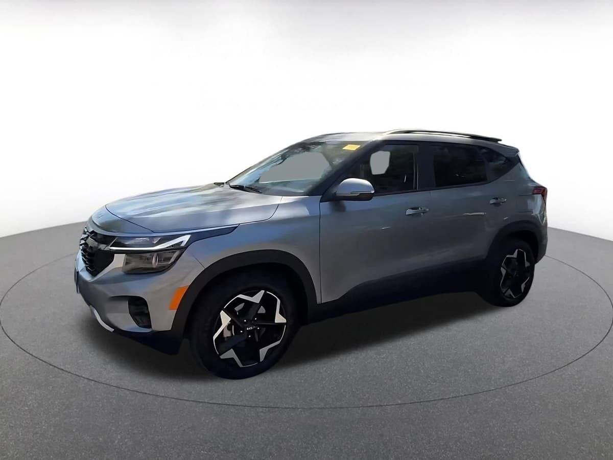 2025 Kia Seltos - Image 7