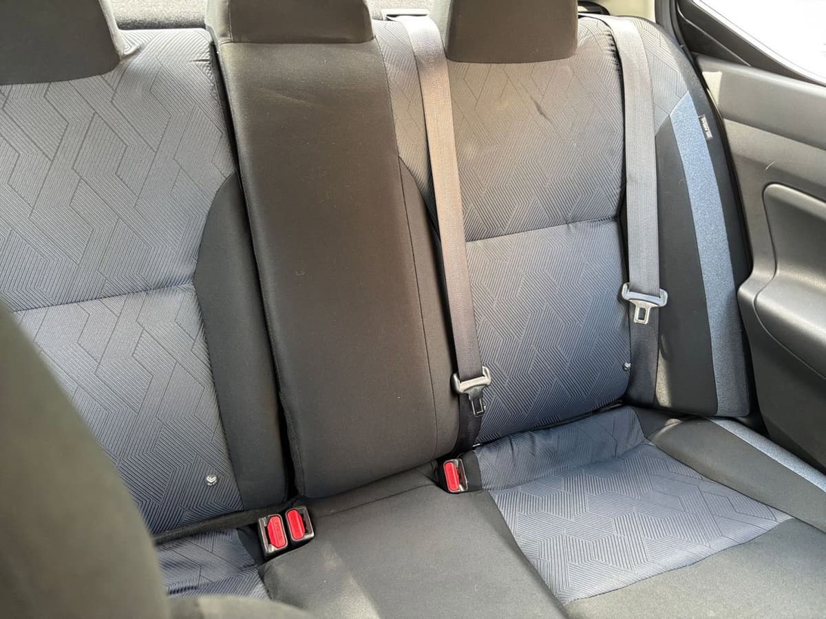 2025 Nissan Versa - Image 32