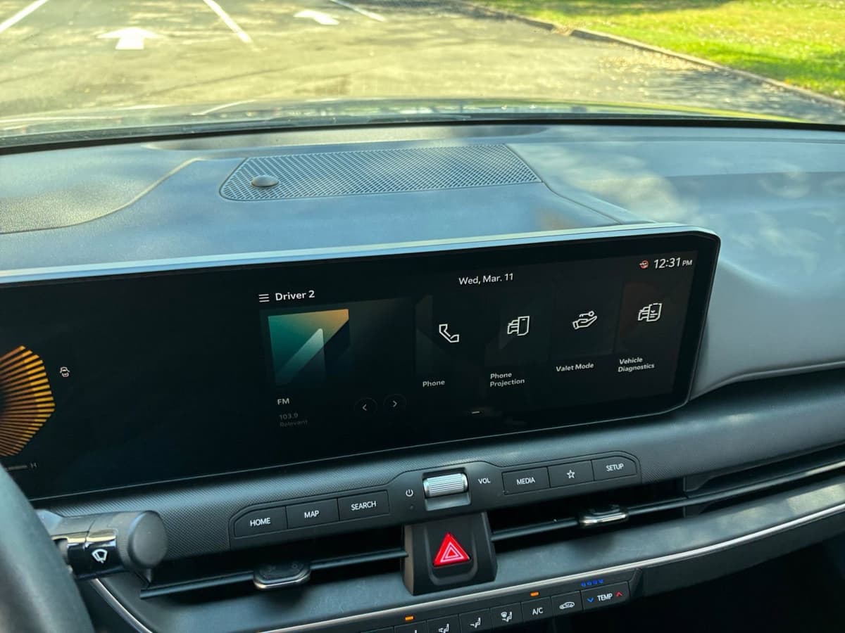 2025 Kia K4 - Image 17