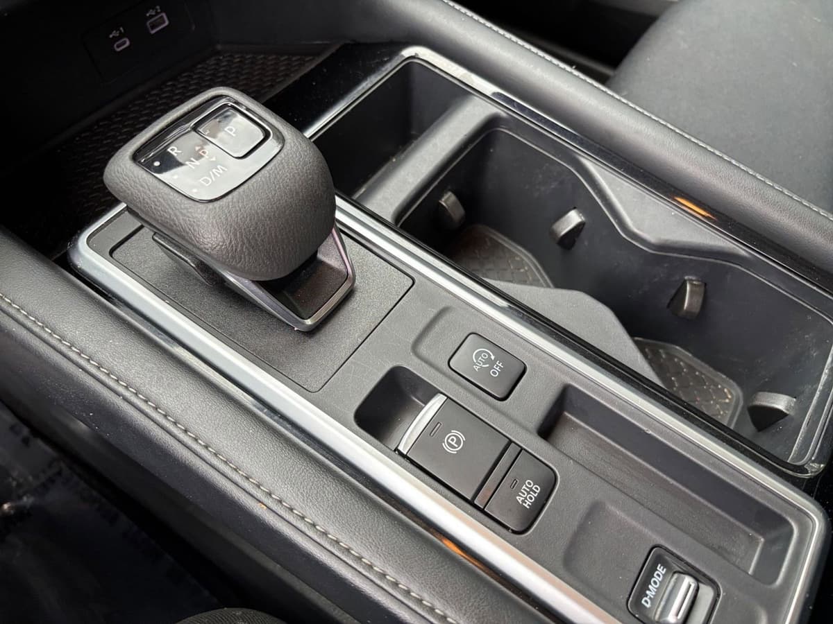 2025 Nissan Pathfinder - Image 36