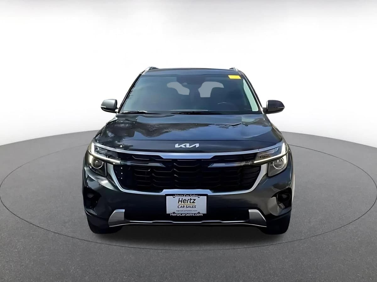 2025 Kia Seltos - Image 5