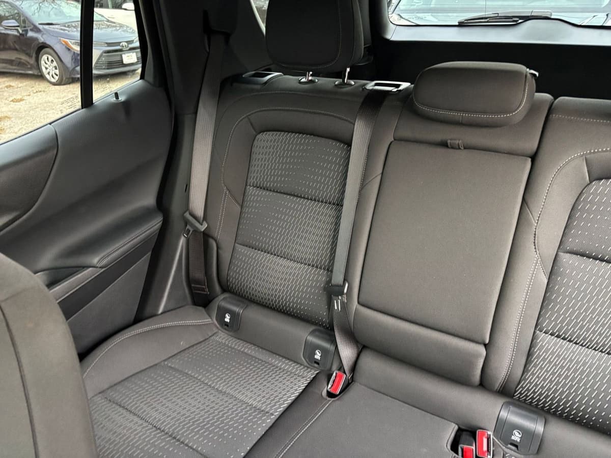 2025 Chevrolet Equinox - Image 33