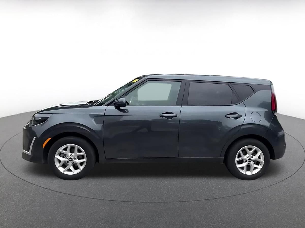 2025 Kia Soul - Image 8