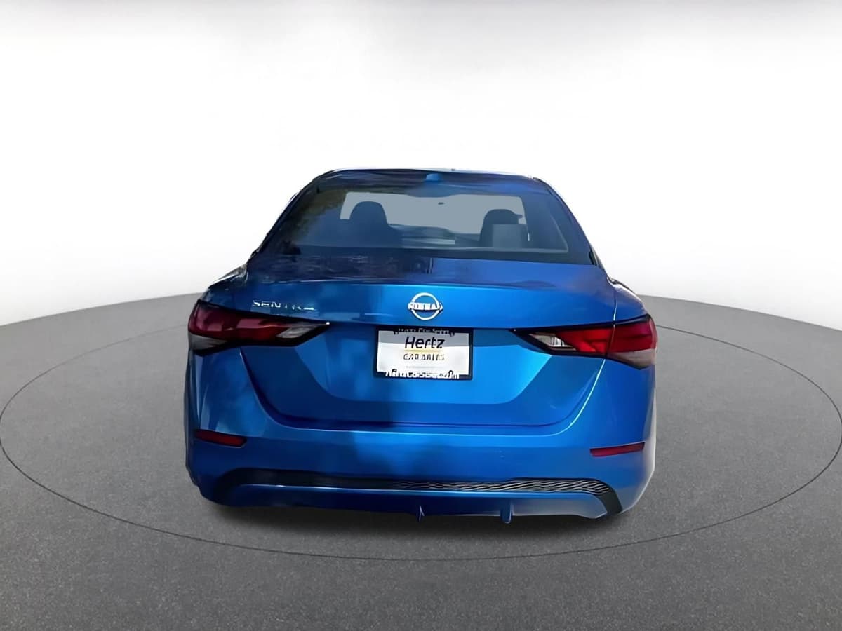 2025 Nissan Sentra - Image 16