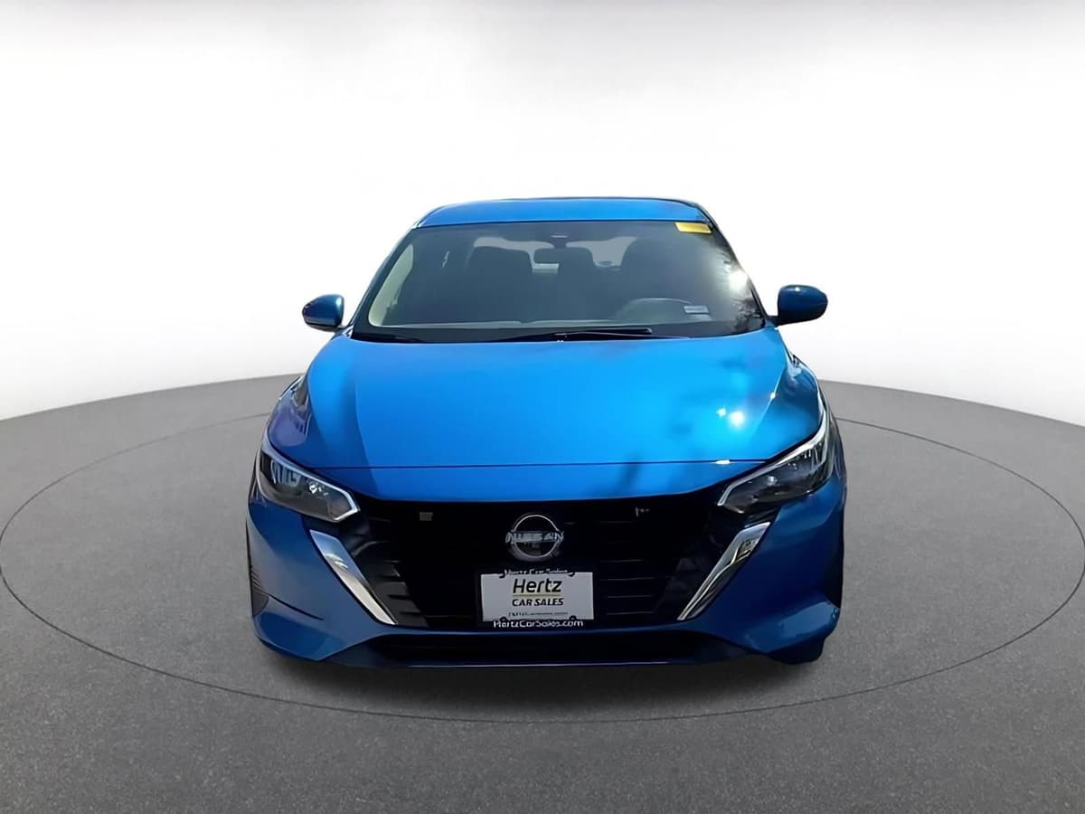 2025 Nissan Sentra - Image 5